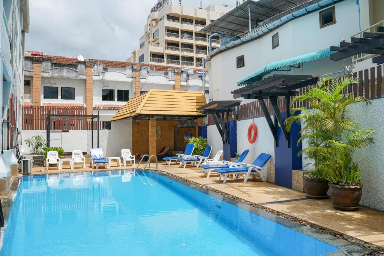 Rattana Beach Hotel By Shanaya Karon Екстериор снимка
